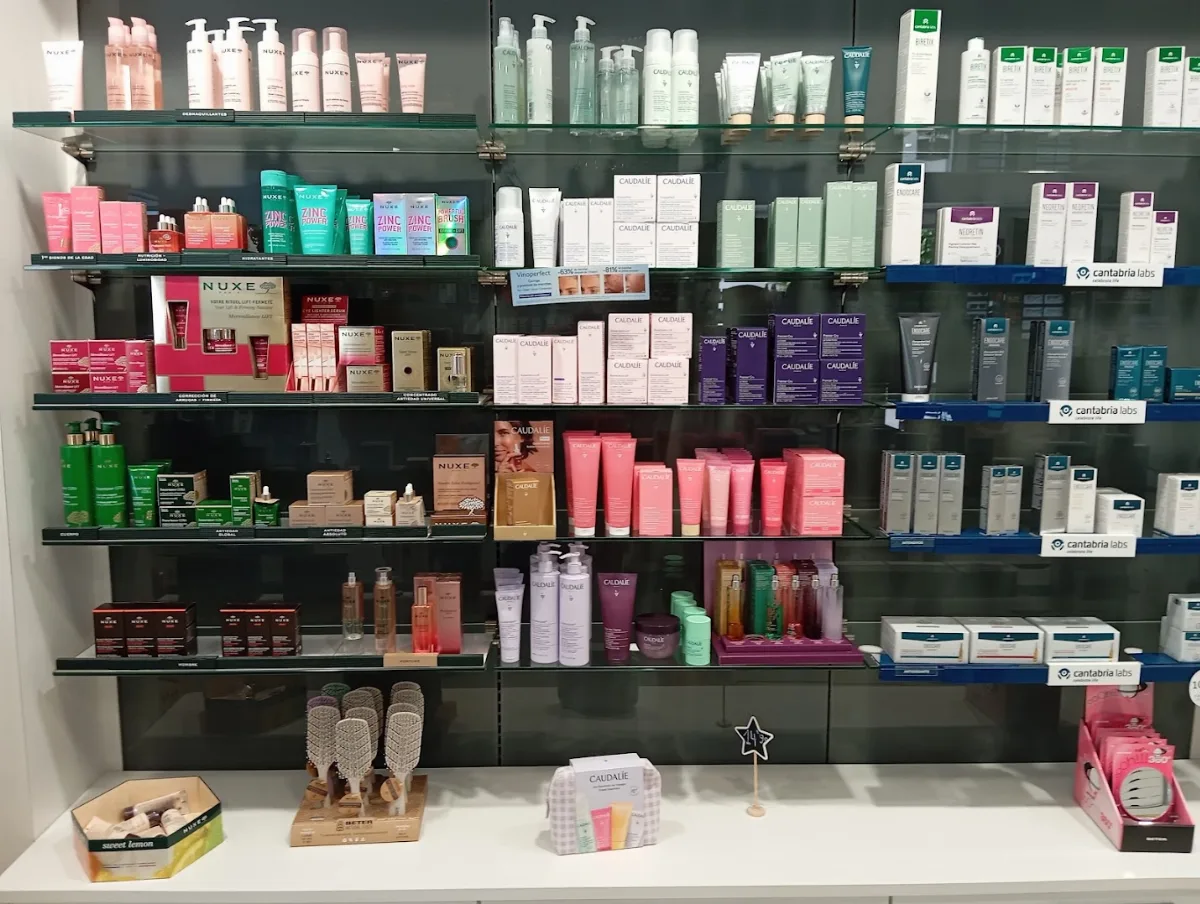 Farmacia de Zahara, Lic. Gallardo
