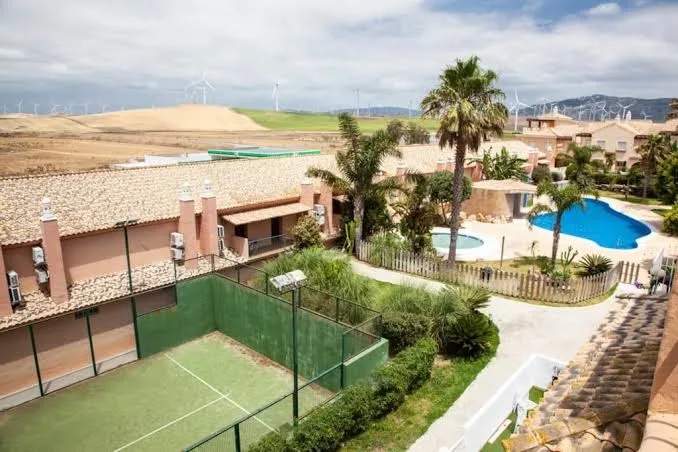 Casa Akutuna - Piscina , Garaje Pista de Padel en Zahara de los Atunes - Vacation Home