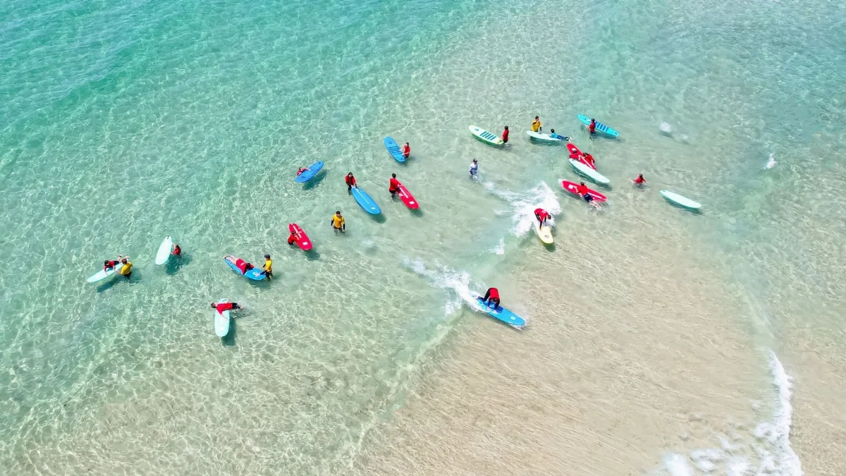 🌊 Zahara Redtuna – Escuela de Surf en Zahara de los Atunes (Cádiz)